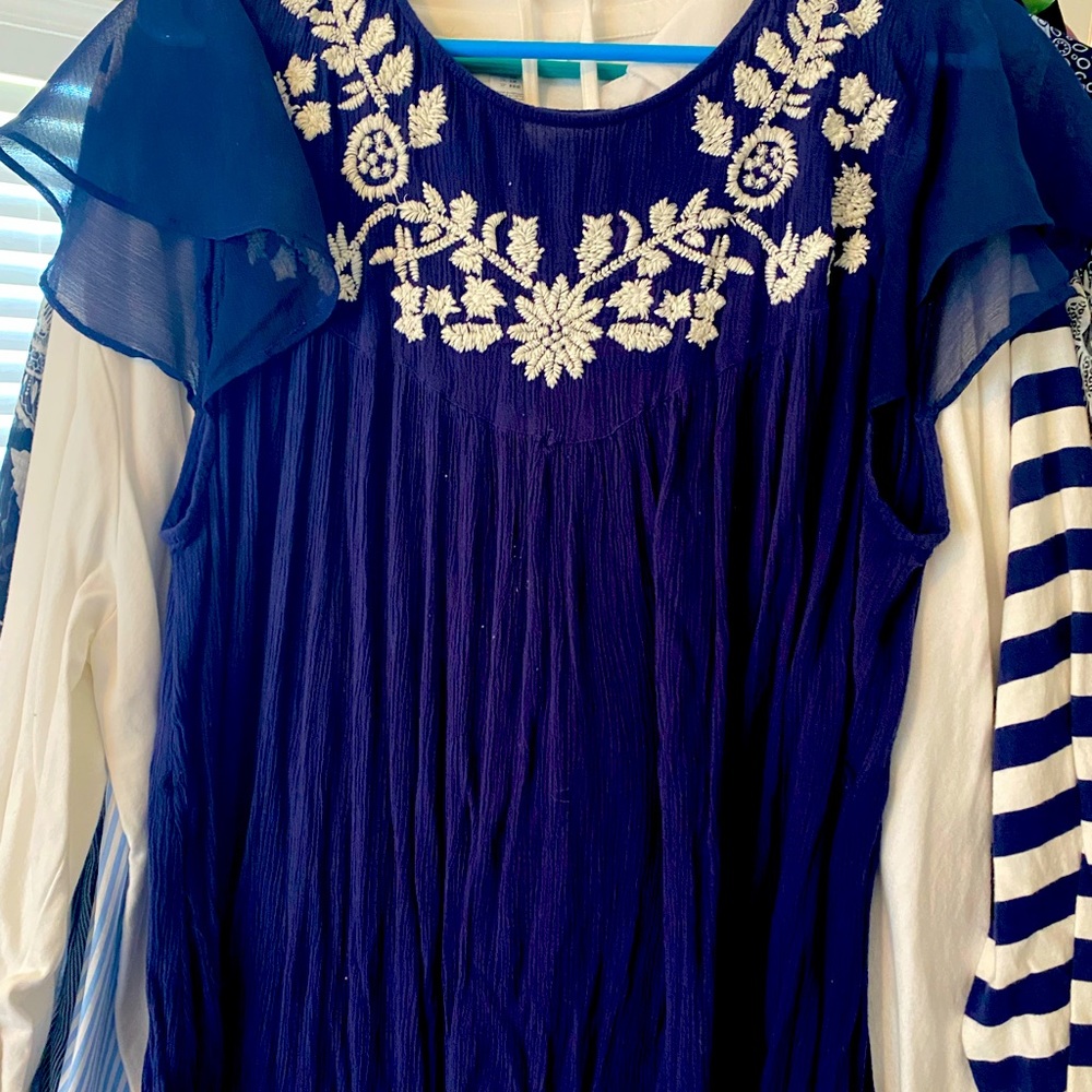 PLUS MATERNITY LOT (shirts, dresses, pants, nursing bras) Maternity Wardrobe